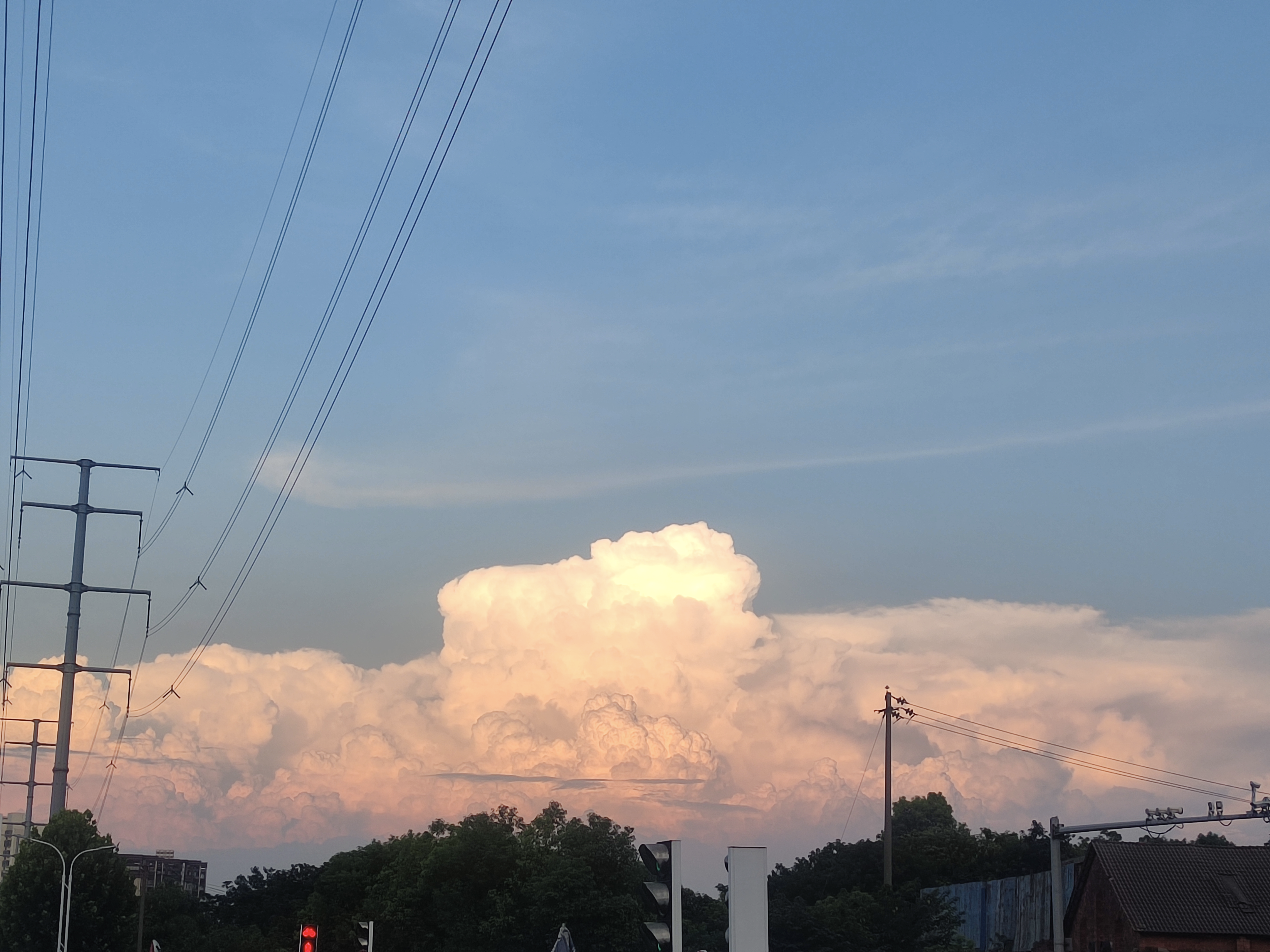 2022年07月01日 李响 投稿 拍摄于南昌